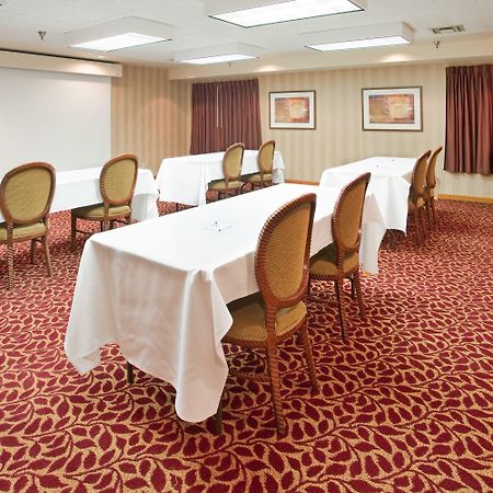 Holiday Inn Express Hotel Germantown - Northwest Milwaukee, An Ihg Hotel מתקנים תמונה