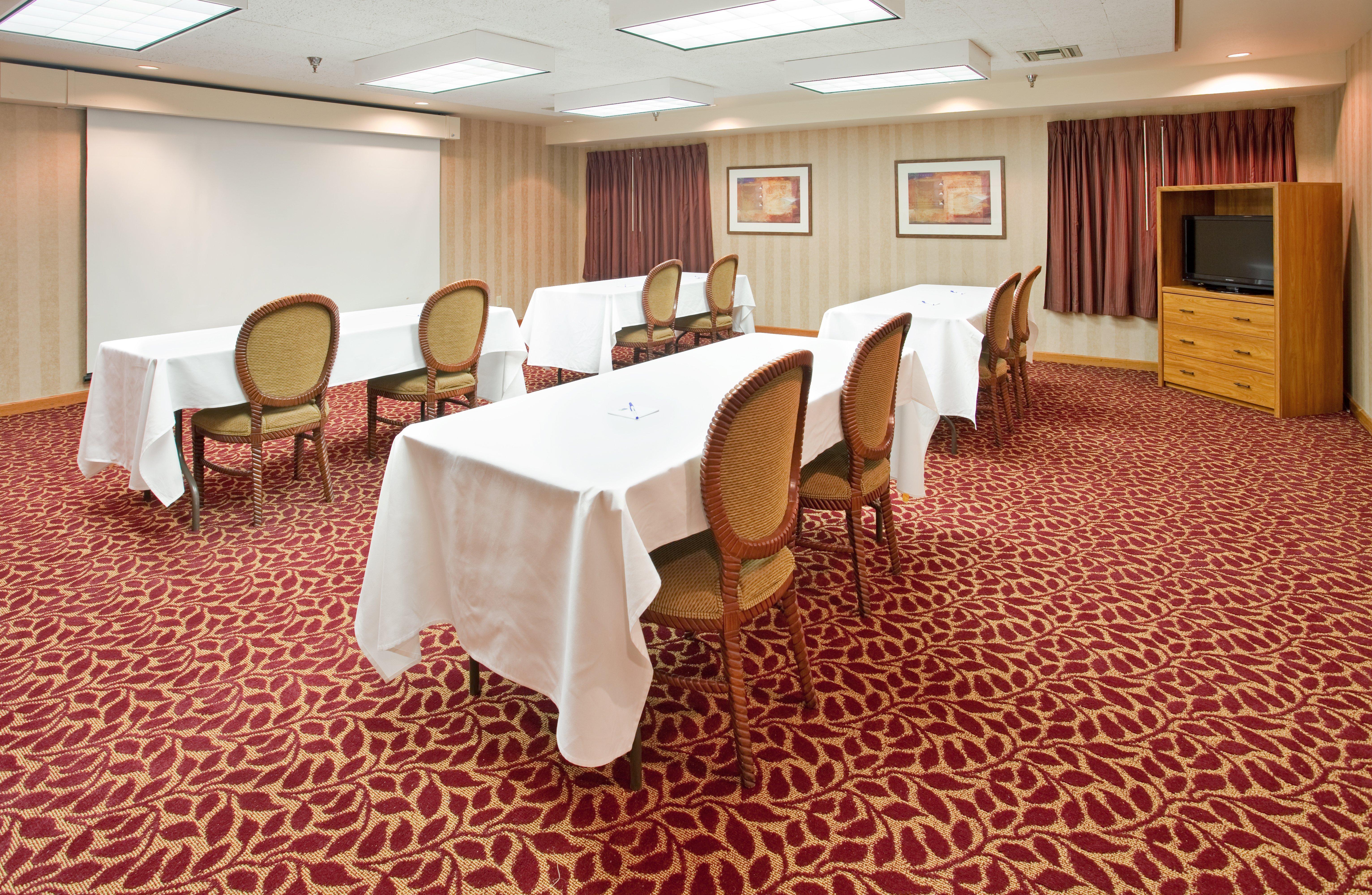 Holiday Inn Express Hotel Germantown - Northwest Milwaukee, An Ihg Hotel מתקנים תמונה
